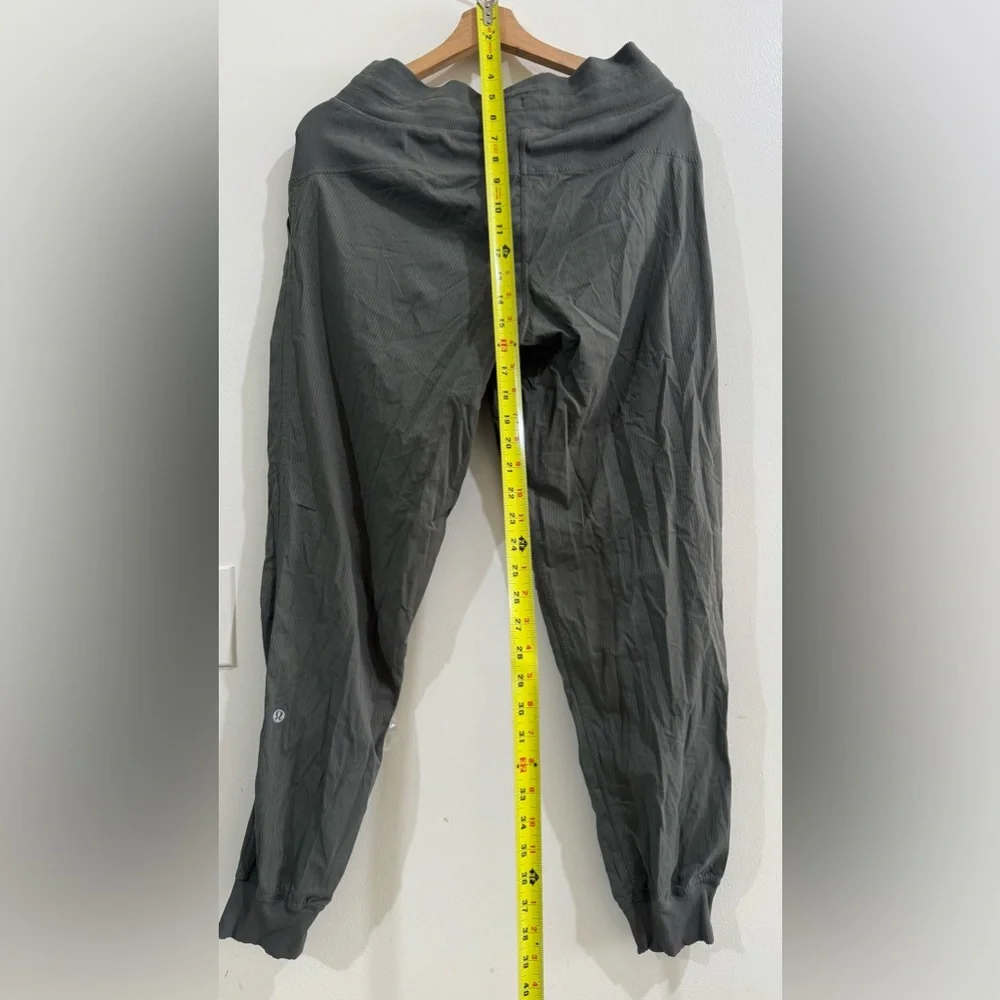 lululemon athletica Men's Charcoal Drawstring Joggers